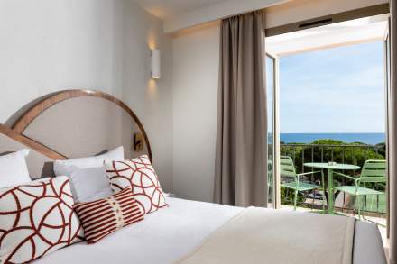 Hotel cavalaire - chambre supérieur balcon mer