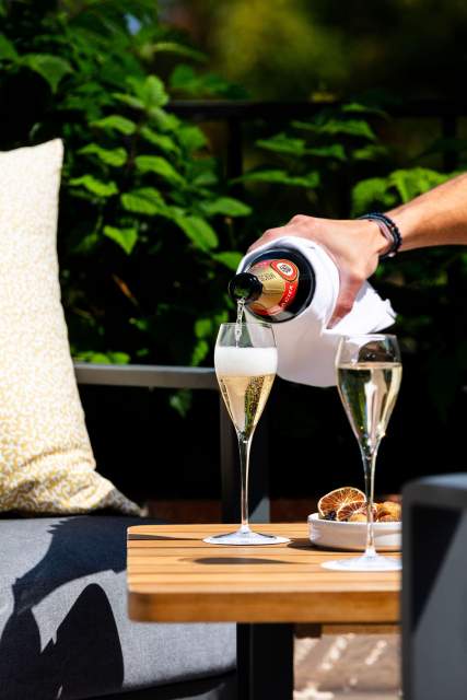 Champagne Bar Hotel and Restaurant Cavalaire Seaside 4-star Hotel Var Cavalaire-sur-Mer