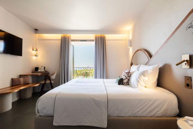 Hotel and Restaurant Cavalaire Seaside 4-star Hotel Var Cavalaire-sur-Mer