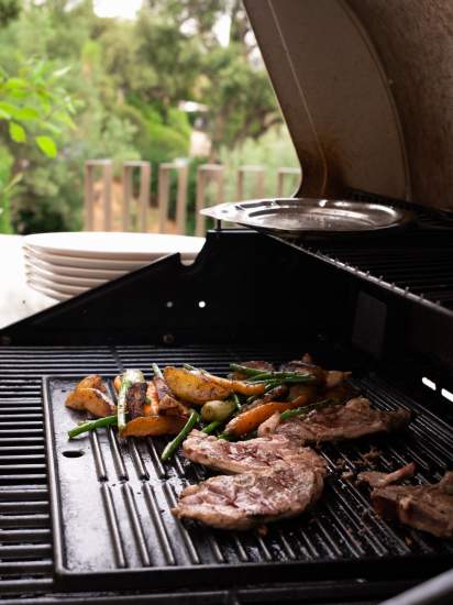 BBQ au Restaurant Le Parc avec terrasse extérieure à Cavalaire-sur-Mer