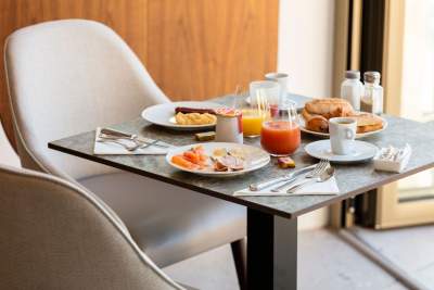 Buffet breakfast Boutique Hotel Cavalaire-sur-Mer, Var · Hôtel du Parc 